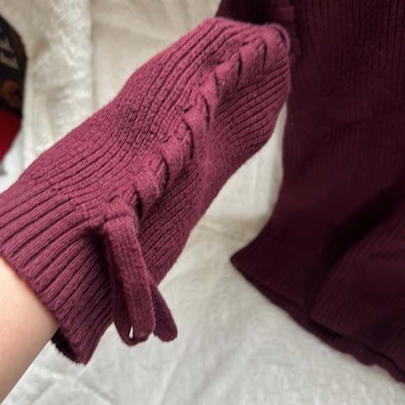 Small tie arm sweater - Picture 3 of 3